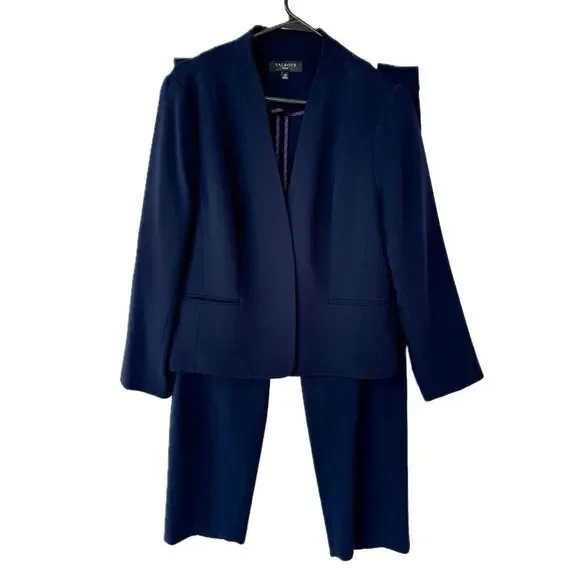 Talbots Navy Blue Fitted Blazer Straight Leg Pants Two Piece Pantsuit 12 Petite - Picture 1 of 14